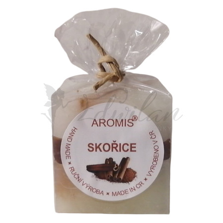 Svíčka kostka - skořice